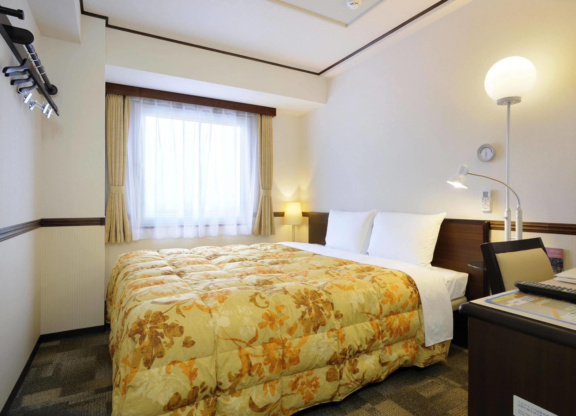 Toyoko Inn Hachinohe Ekimae Exterior photo